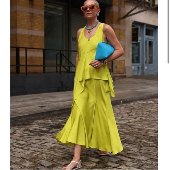 Zara Dresses & Skirts - Zara Lime Green Sleeveless Layered Dress